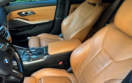 BMW 3 серия, 2020 год, 2 950 000 рублей, 3 фотография