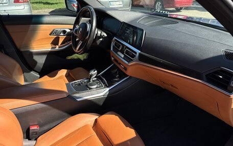 BMW 3 серия, 2020 год, 2 950 000 рублей, 4 фотография