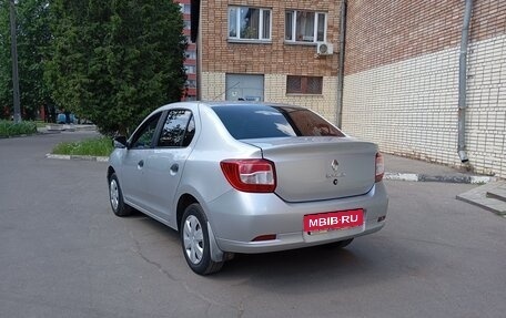 Renault Logan II, 2017 год, 790 000 рублей, 3 фотография