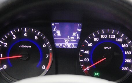 Hyundai Solaris II рестайлинг, 2013 год, 687 400 рублей, 12 фотография