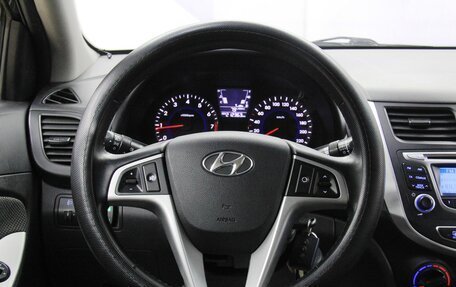Hyundai Solaris II рестайлинг, 2013 год, 687 400 рублей, 13 фотография