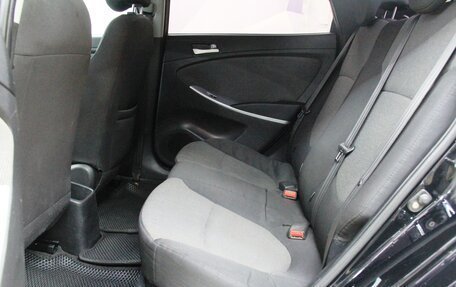 Hyundai Solaris II рестайлинг, 2013 год, 687 400 рублей, 18 фотография