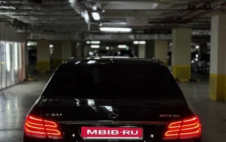 Mercedes-Benz E-Класс, 2015 год, 2 830 000 рублей, 3 фотография