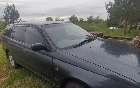 Toyota Caldina, 2001 год, 450 000 рублей, 1 фотография