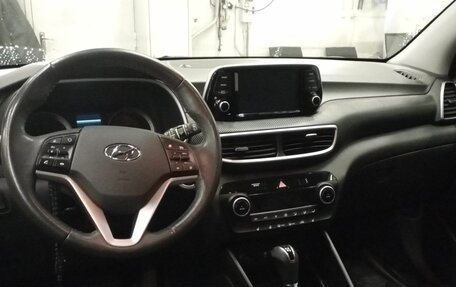 Hyundai Tucson III, 2018 год, 2 050 000 рублей, 5 фотография