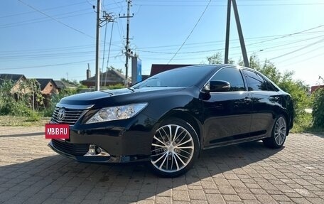 Toyota Camry, 2014 год, 1 920 000 рублей, 2 фотография