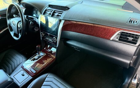 Toyota Camry, 2014 год, 1 920 000 рублей, 14 фотография