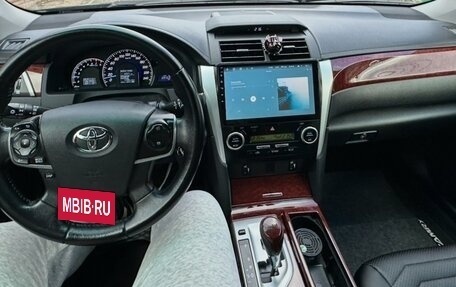 Toyota Camry, 2014 год, 1 920 000 рублей, 10 фотография