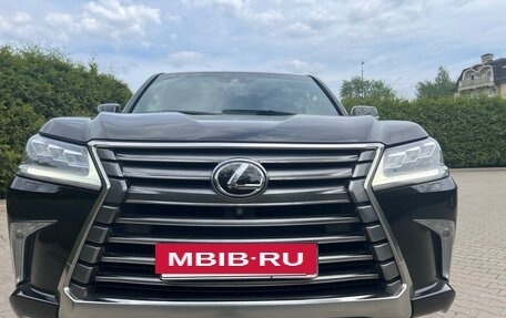 Lexus LX III, 2018 год, 7 500 000 рублей, 2 фотография