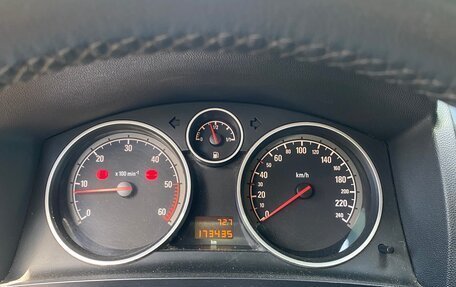 Opel Zafira B, 2008 год, 800 000 рублей, 12 фотография