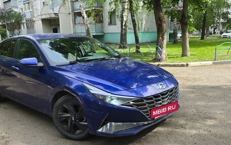Hyundai Elantra, 2021 год, 1 950 000 рублей, 5 фотография