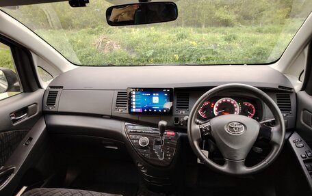 Toyota ISis I, 2012 год, 1 570 000 рублей, 7 фотография