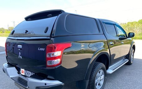 Mitsubishi L200 IV рестайлинг, 2017 год, 2 350 000 рублей, 8 фотография