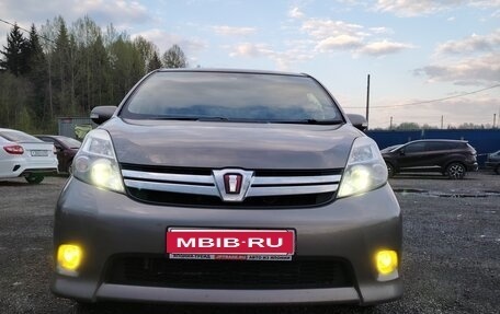 Toyota ISis I, 2012 год, 1 570 000 рублей, 5 фотография