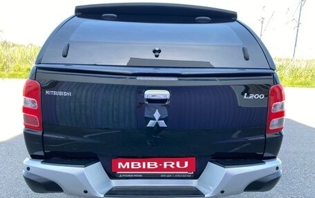 Mitsubishi L200 IV рестайлинг, 2017 год, 2 350 000 рублей, 7 фотография