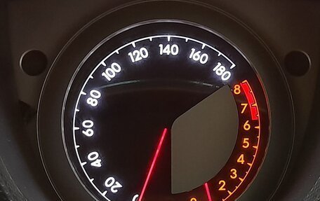 Toyota Ist II, 2008 год, 679 000 рублей, 13 фотография