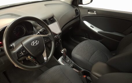 Hyundai Solaris II рестайлинг, 2015 год, 1 029 000 рублей, 8 фотография