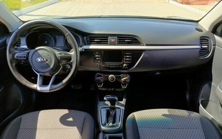 KIA Rio IV, 2017 год, 1 300 000 рублей, 17 фотография