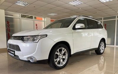 Mitsubishi Outlander III рестайлинг 3, 2013 год, 1 499 999 рублей, 1 фотография