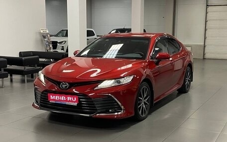 Toyota Camry, 2021 год, 2 950 000 рублей, 1 фотография