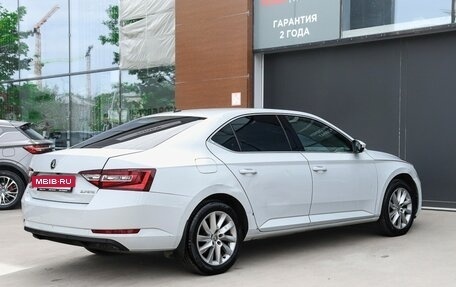 Skoda Superb III рестайлинг, 2019 год, 1 755 000 рублей, 5 фотография