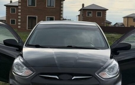 Hyundai Solaris II рестайлинг, 2011 год, 670 000 рублей, 1 фотография