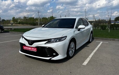 Toyota Camry, 2020 год, 2 440 000 рублей, 1 фотография