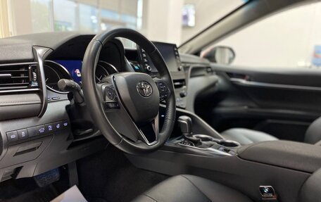 Toyota Camry, 2021 год, 2 950 000 рублей, 9 фотография