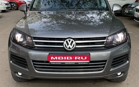 Volkswagen Touareg III, 2014 год, 2 625 000 рублей, 3 фотография