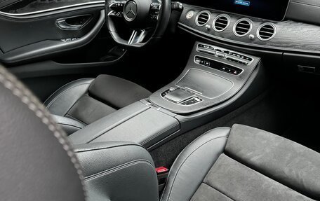 Mercedes-Benz E-Класс, 2021 год, 5 450 000 рублей, 5 фотография