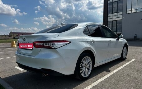 Toyota Camry, 2020 год, 2 440 000 рублей, 6 фотография