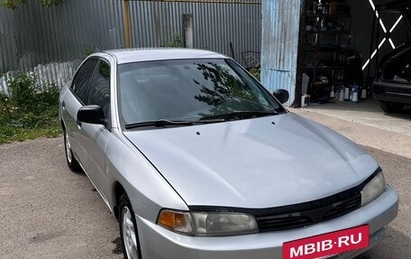 Mitsubishi Mirage VI рестайлинг, 2001 год, 250 000 рублей, 2 фотография