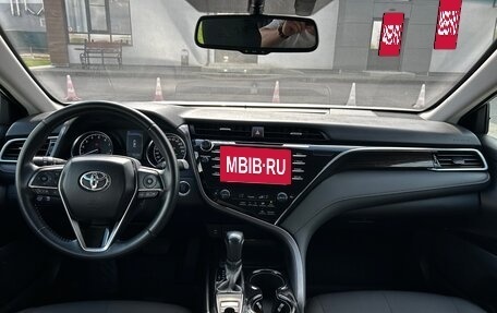 Toyota Camry, 2020 год, 2 440 000 рублей, 15 фотография