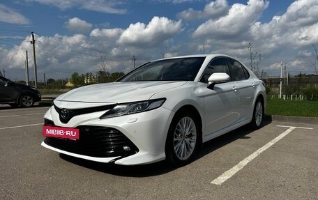 Toyota Camry, 2020 год, 2 440 000 рублей, 11 фотография
