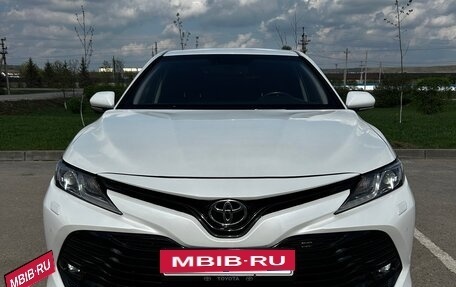 Toyota Camry, 2020 год, 2 440 000 рублей, 13 фотография