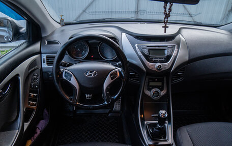 Hyundai Elantra V, 2013 год, 1 317 000 рублей, 16 фотография
