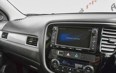 Mitsubishi Outlander III рестайлинг 3, 2013 год, 1 690 000 рублей, 14 фотография