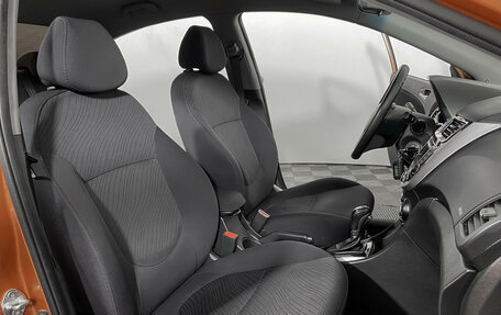 Hyundai Solaris II рестайлинг, 2015 год, 989 000 рублей, 13 фотография