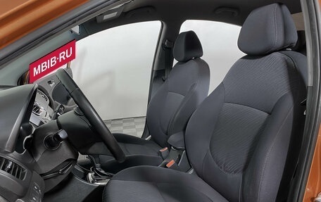 Hyundai Solaris II рестайлинг, 2015 год, 989 000 рублей, 11 фотография