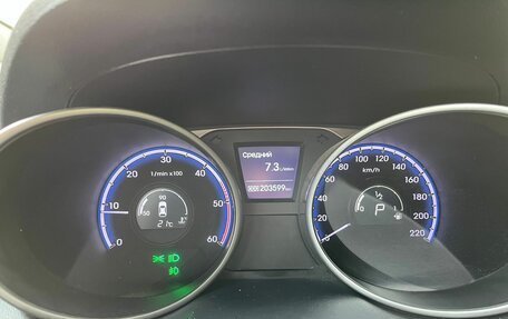 Hyundai ix35 I рестайлинг, 2011 год, 1 200 000 рублей, 10 фотография