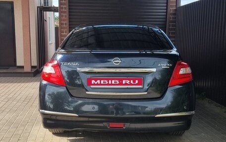Nissan Teana, 2010 год, 950 000 рублей, 3 фотография