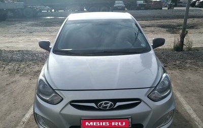 Hyundai Solaris II рестайлинг, 2011 год, 850 000 рублей, 1 фотография