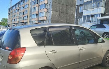 Toyota Corolla Spacio II, 2001 год, 700 000 рублей, 1 фотография