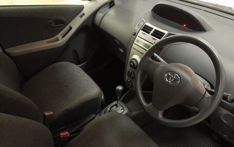 Toyota Vitz, 2010 год, 652 000 рублей, 8 фотография