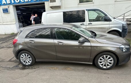 Mercedes-Benz A-Класс, 2013 год, 1 000 000 рублей, 2 фотография