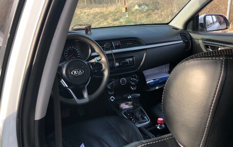 KIA Rio IV, 2019 год, 750 000 рублей, 3 фотография