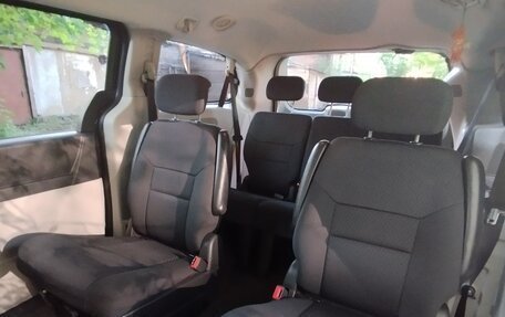 Dodge Caravan V, 2010 год, 1 050 000 рублей, 12 фотография