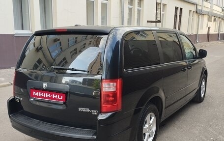 Dodge Caravan V, 2010 год, 1 050 000 рублей, 6 фотография