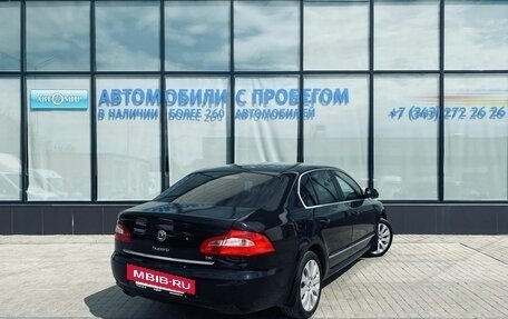 Skoda Superb III рестайлинг, 2011 год, 1 070 000 рублей, 5 фотография