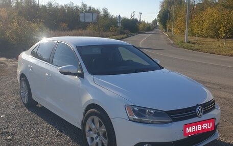 Volkswagen Jetta VI, 2013 год, 970 000 рублей, 8 фотография